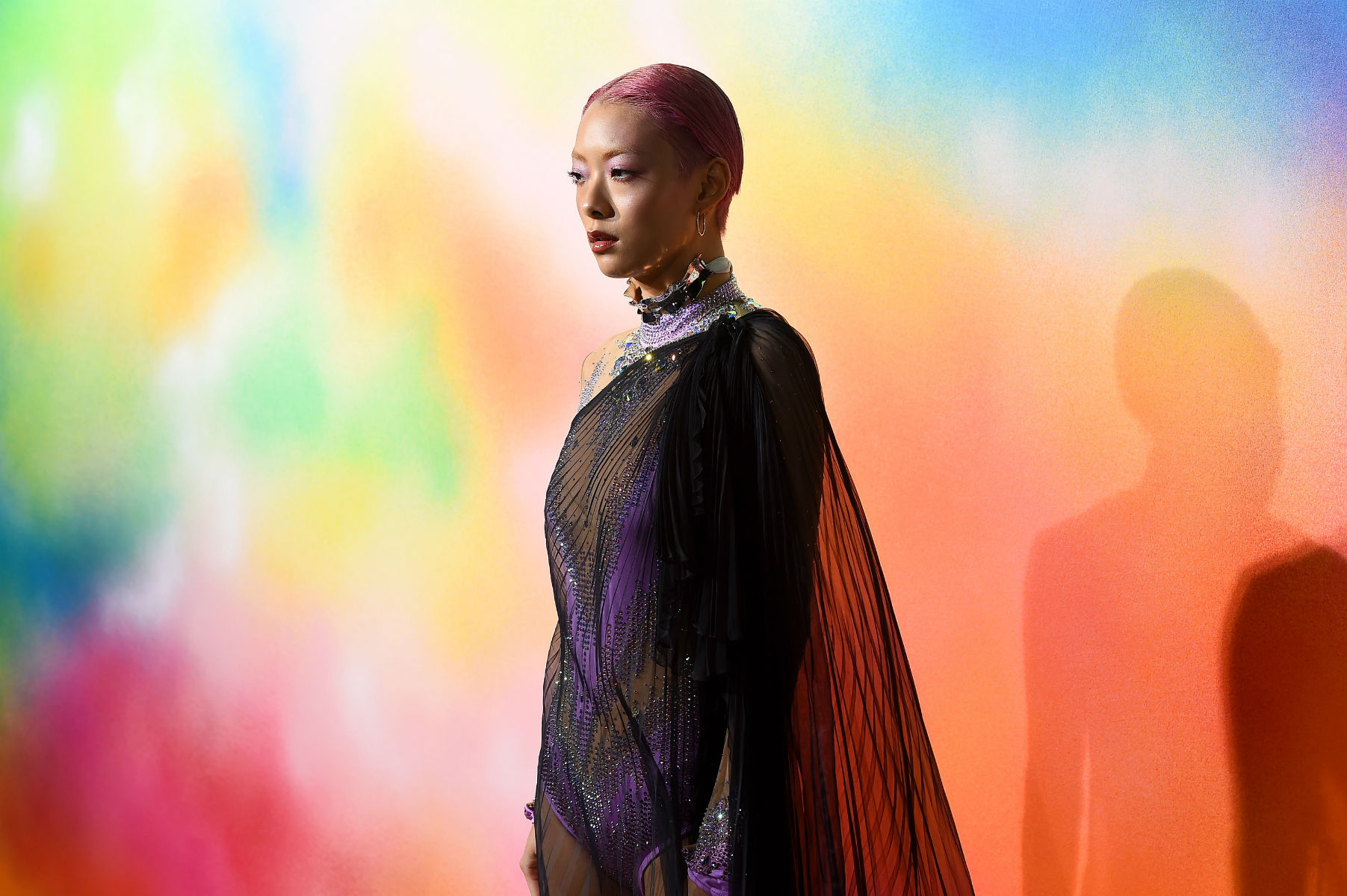 Rina Sawayama wraca z powalającym singlem. „Commes Des Garçons (Like The Boys)” zwiastuje nowy album